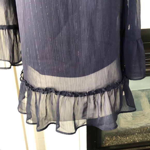 🌺Massini chiffon bell sleeve top🌺 - Picture 3 of 7